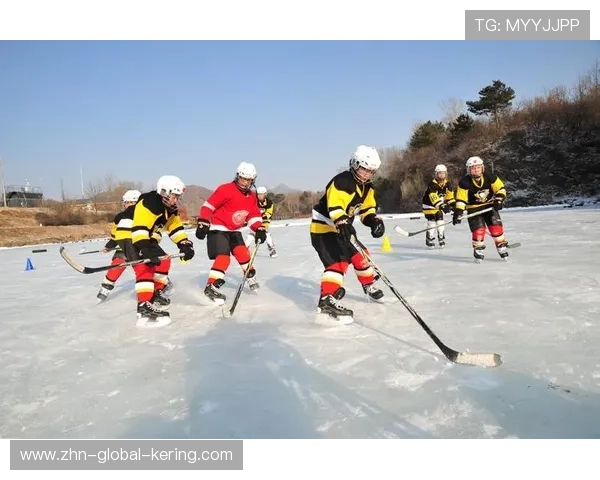 冰球俱乐部完善儿童冰雪活动的陪练与监管制度，冰球运动培训